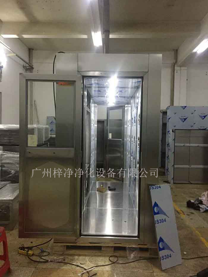 關(guān)于風(fēng)淋室電源質(zhì)量問(wèn)題的探討